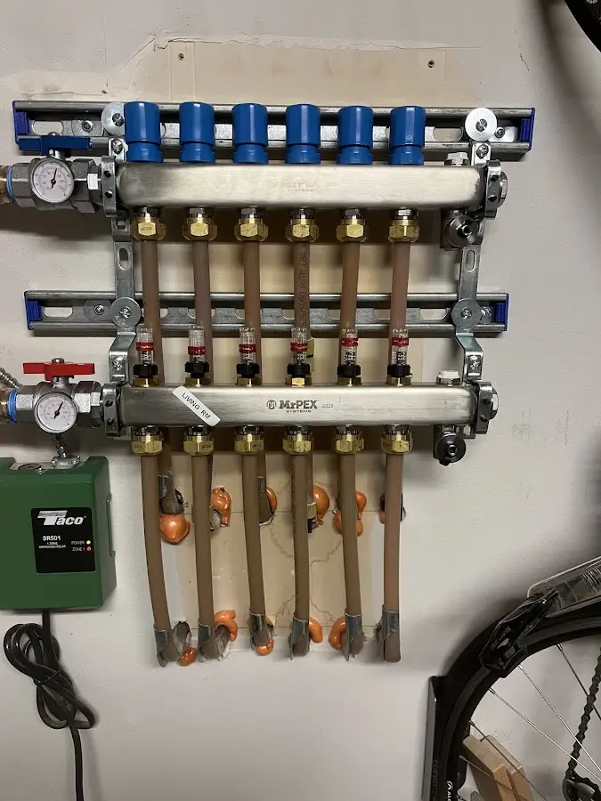 Plumber performing Gas Leak Detection at a residential property in Chamblee